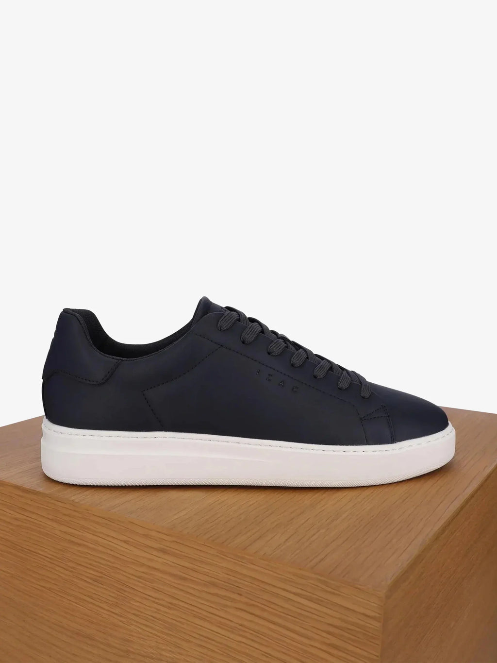 Baskets en cuir noir - IZAC