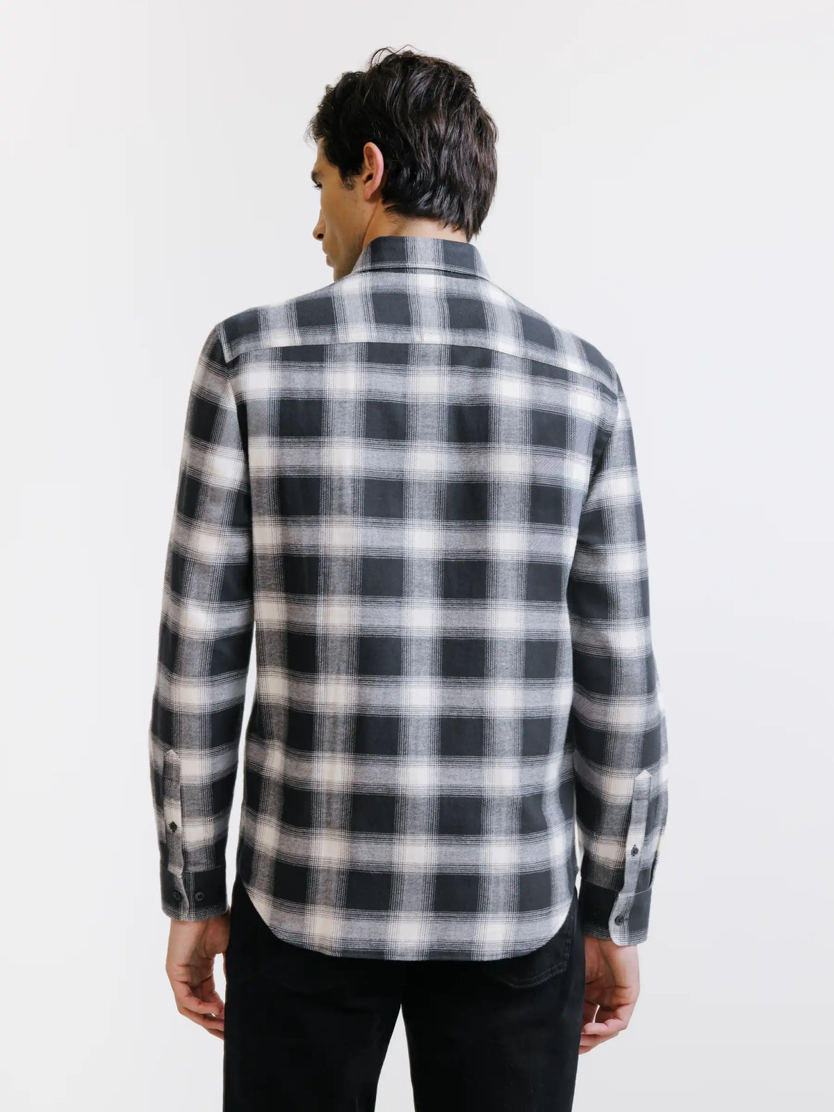 Chemise à carreaux noire - IZAC