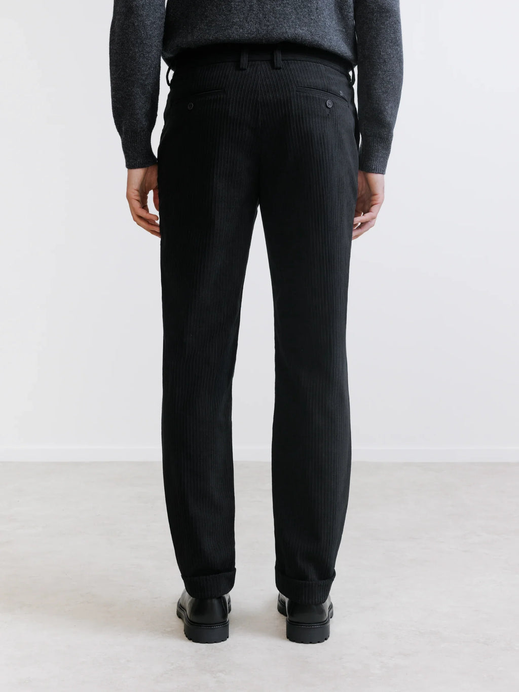Pantalon en velours noir - IZAC