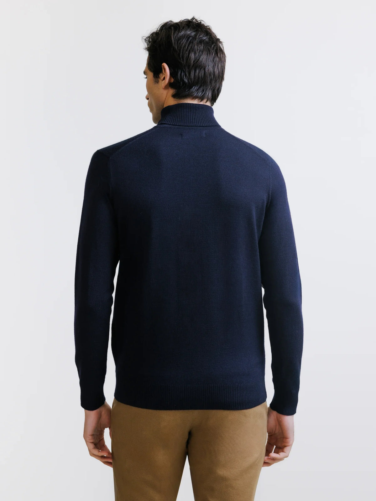 Pull col roulé en mérinos marine - IZAC