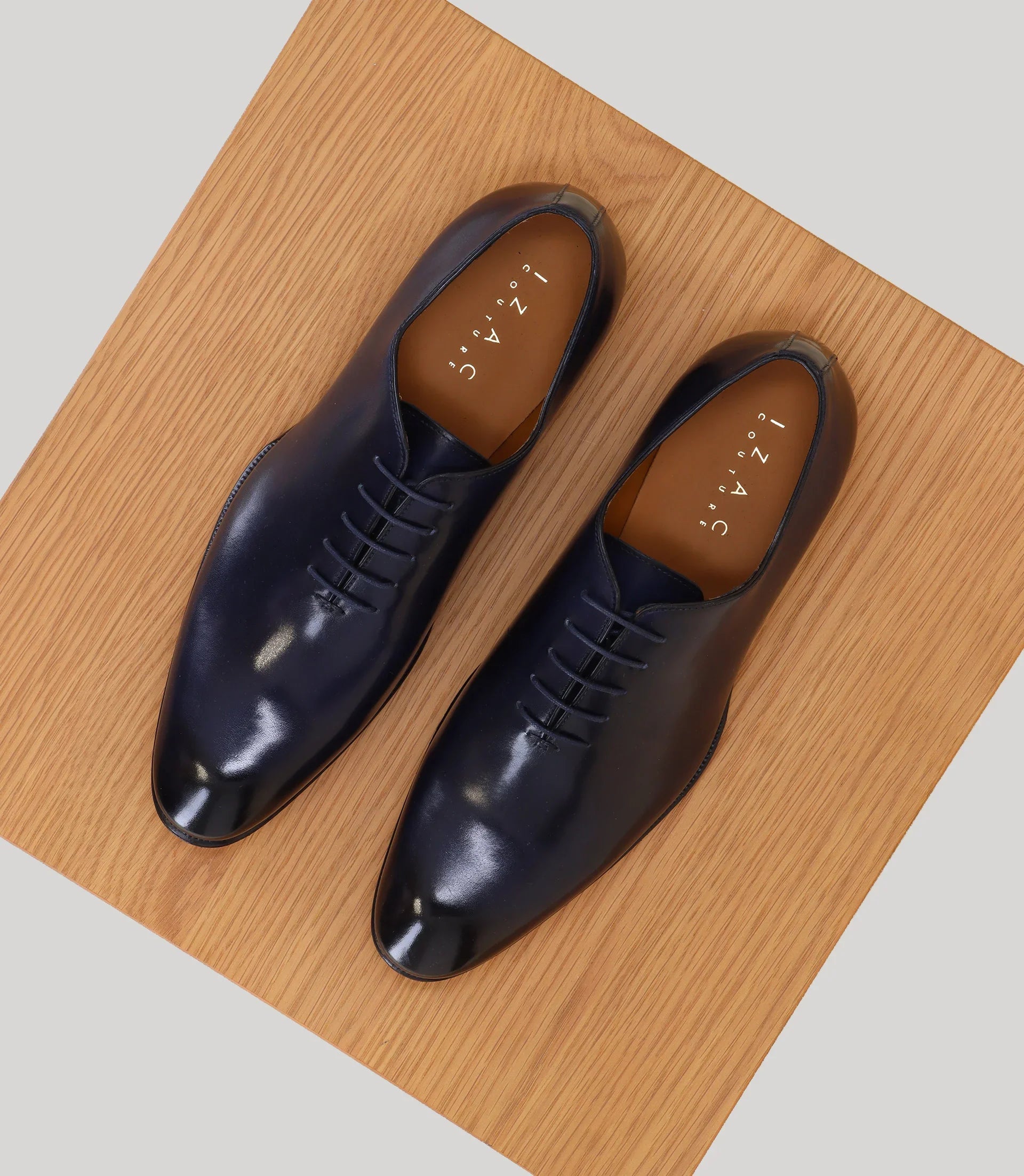 Richelieu en cuir marine - IZAC