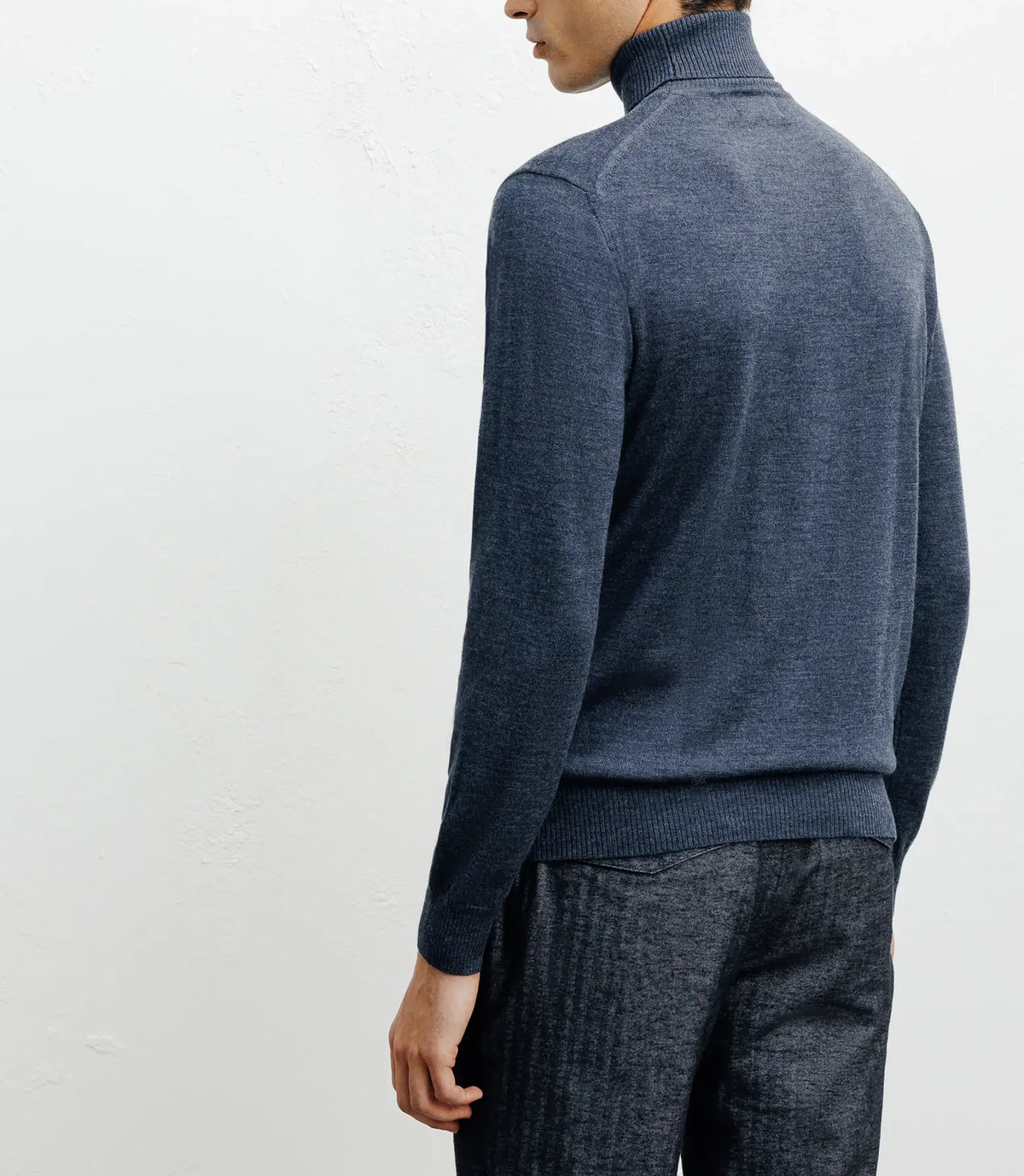 Pull col roulé indigo - IZAC