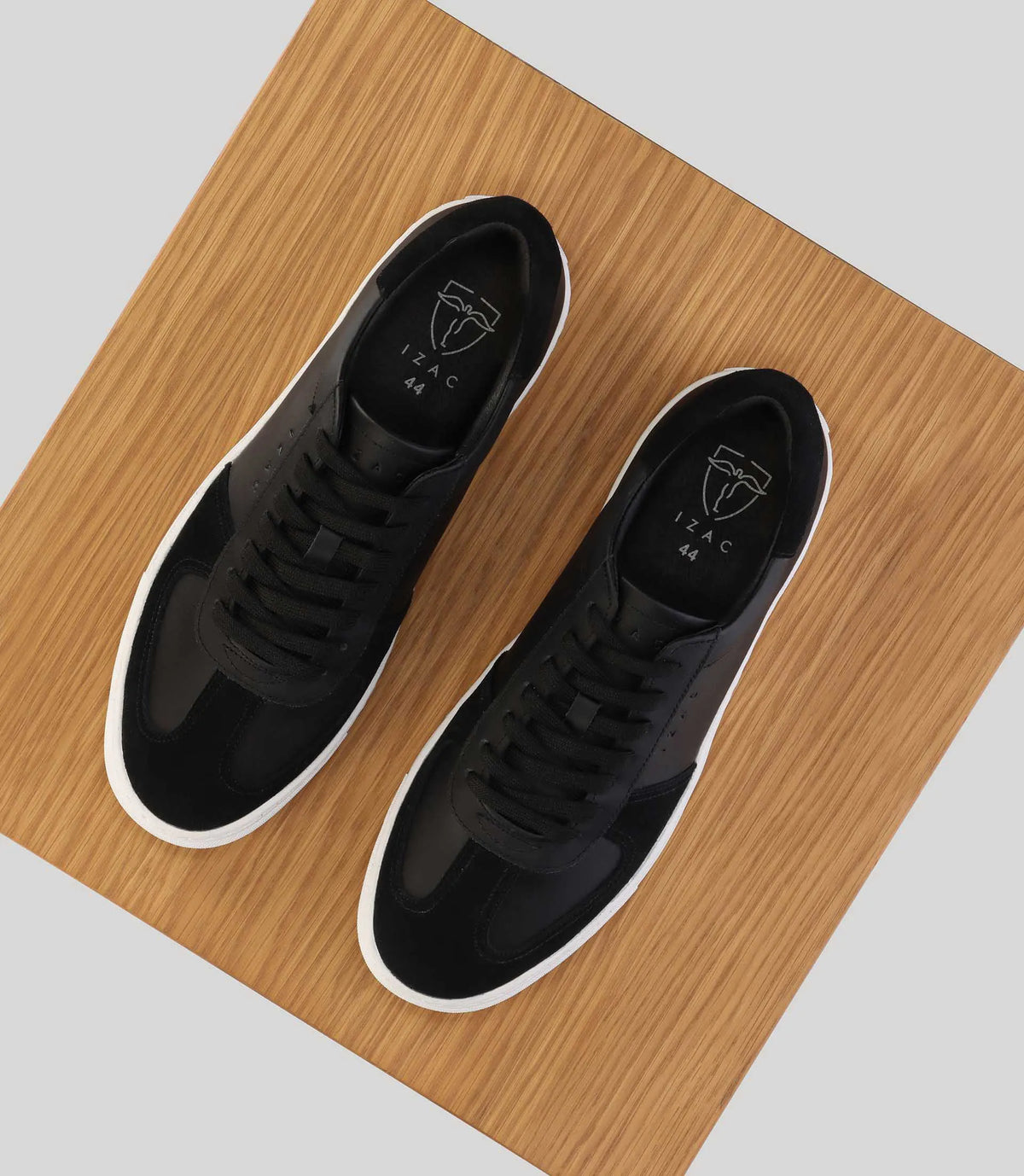 Basket bi - matière noire - IZAC