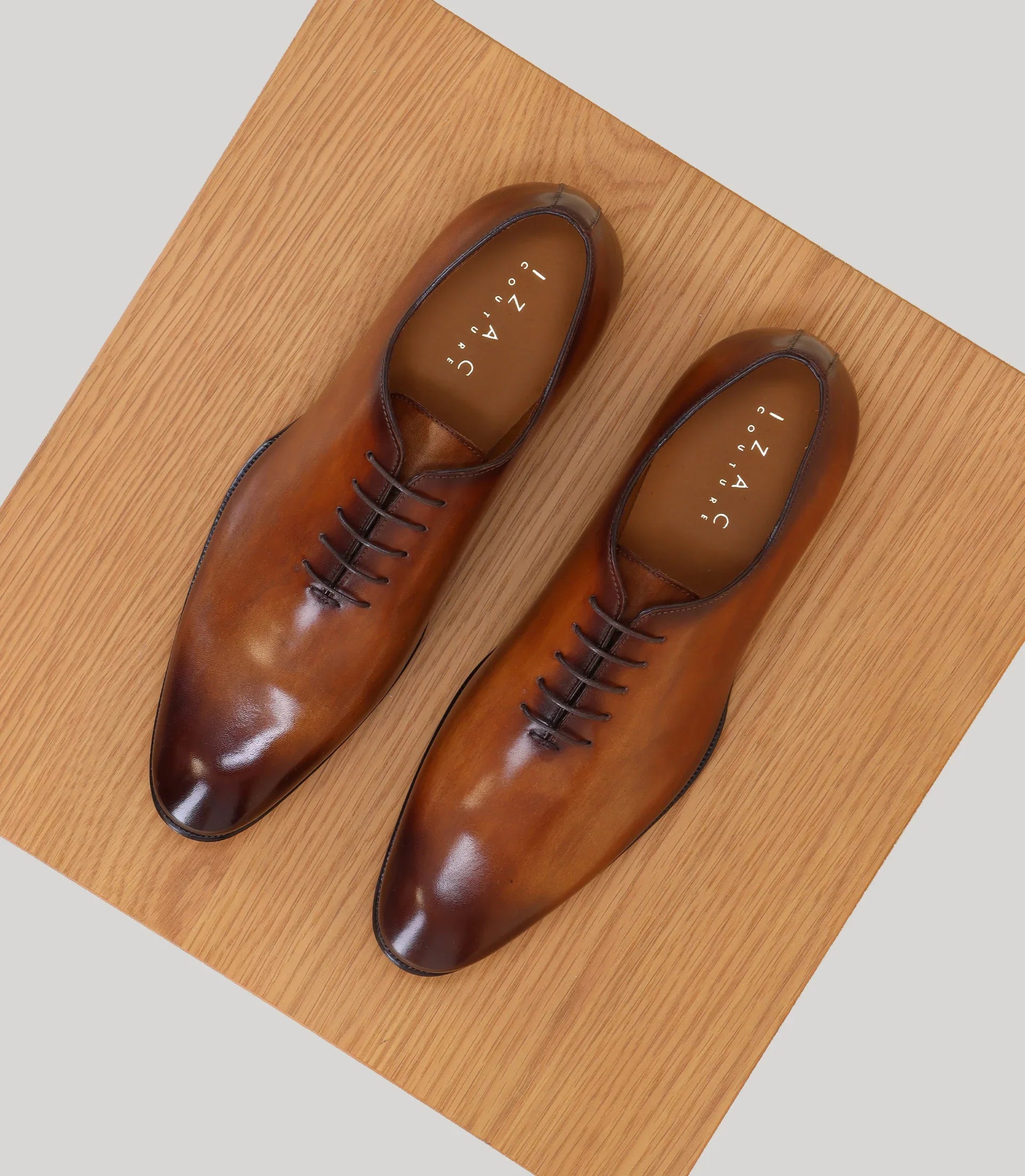 Richelieu en cuir marron - IZAC