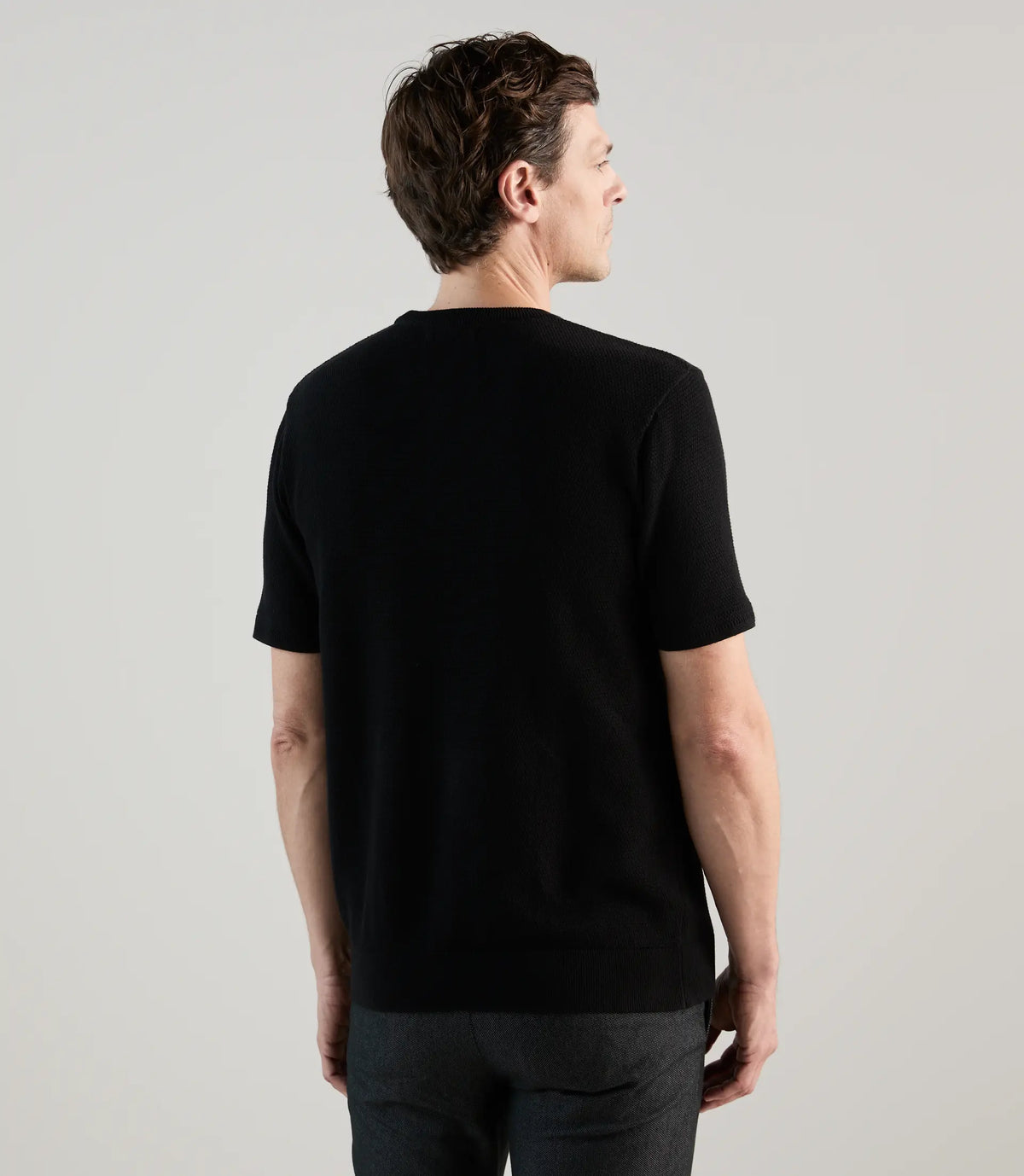 T-shirt à manches courtes en jeu de points noir - IZAC