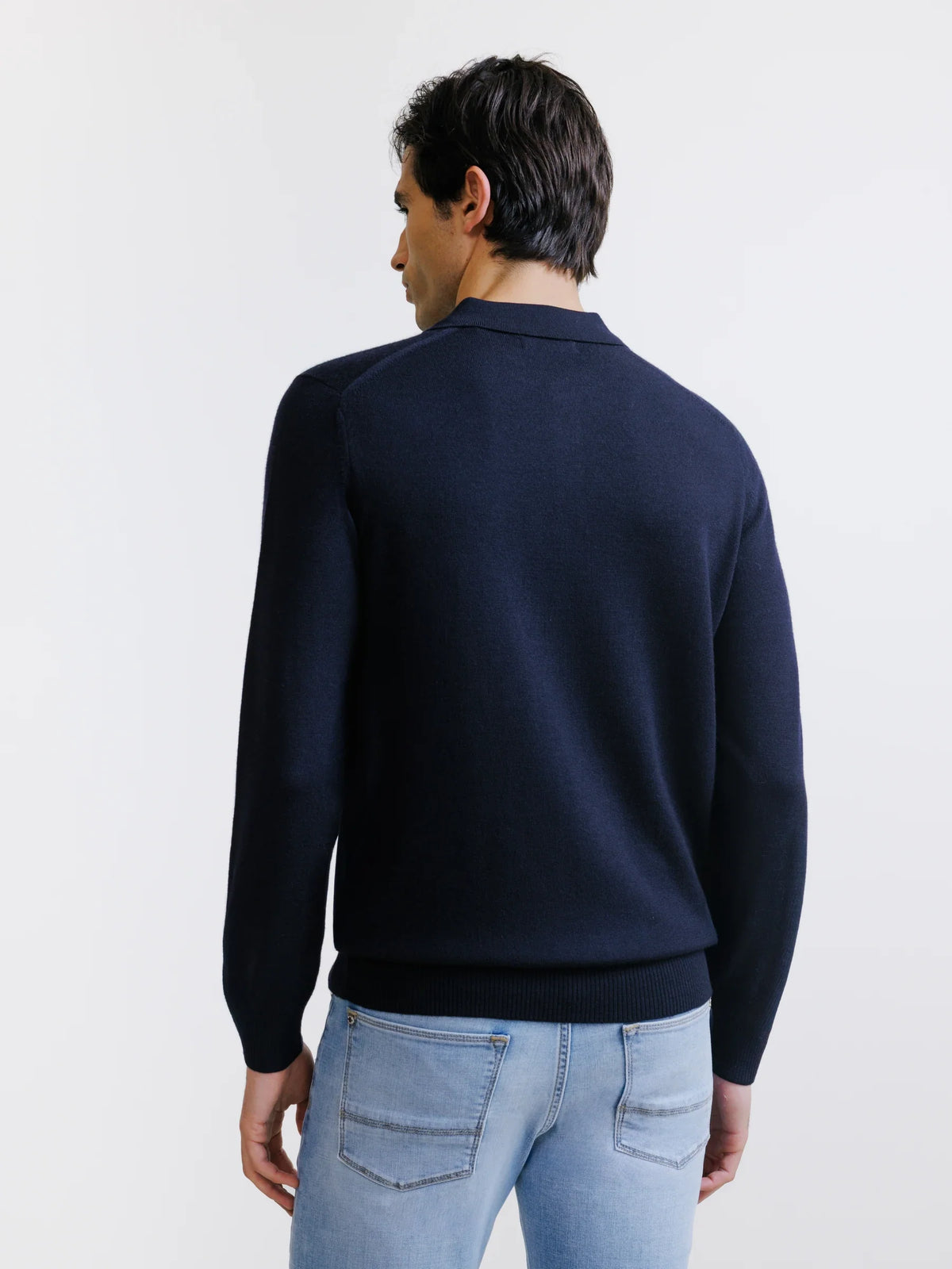Pull col polo boutonné en laine mérinos marine - IZAC