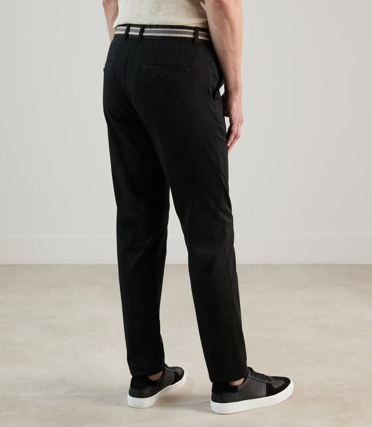 Pantalon chino noir - IZAC