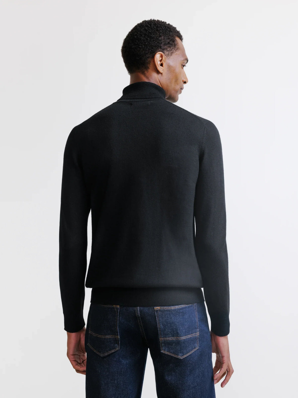 Pull col roulé en mérinos noir - IZAC