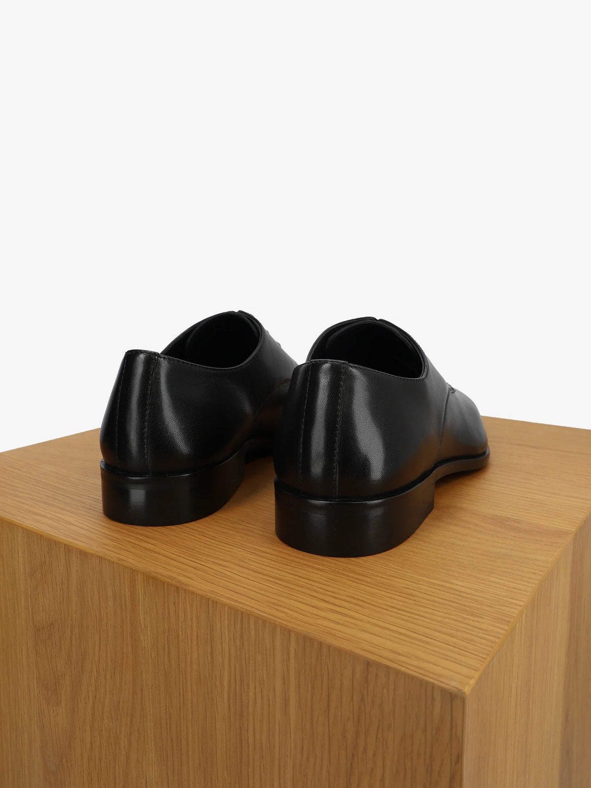 Derby en cuir noir - IZAC