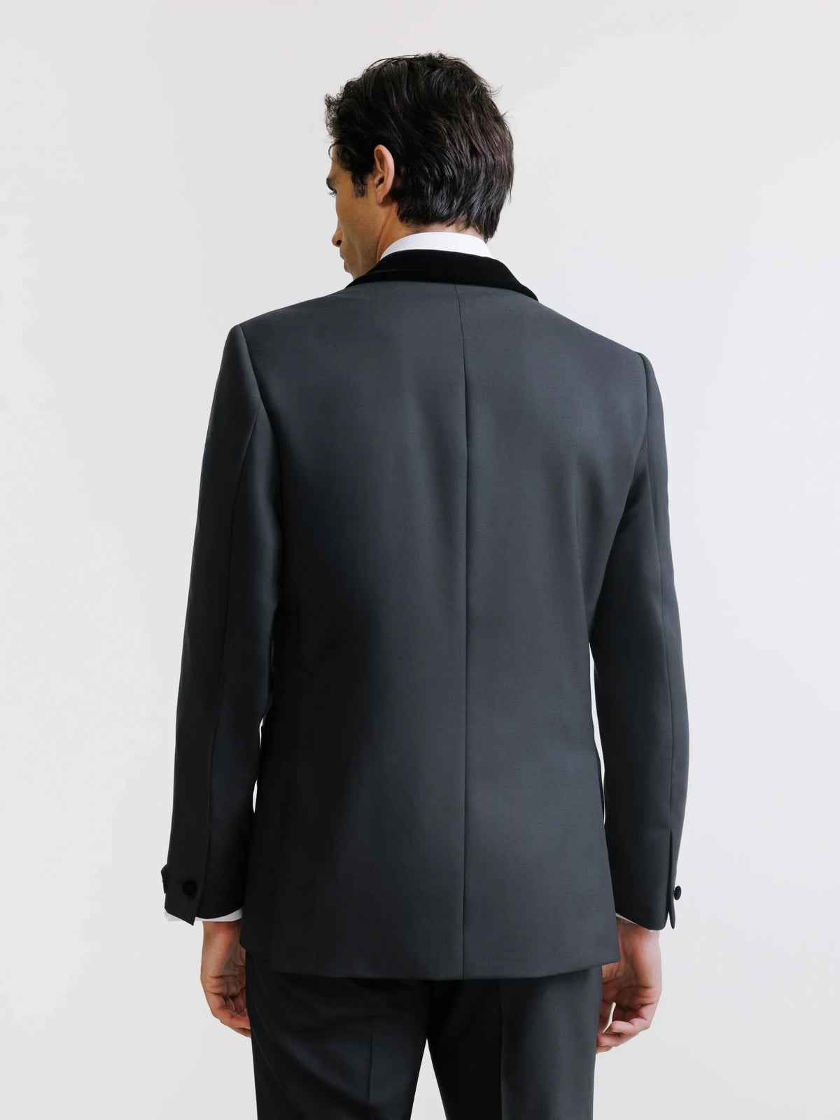 Costume col châle noir - IZAC