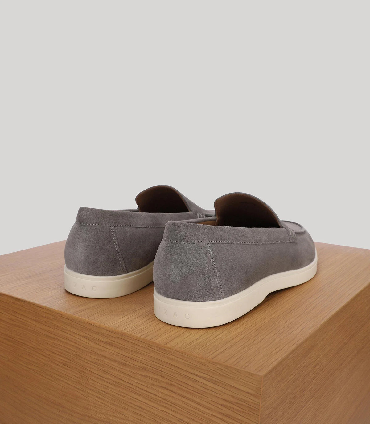 Mocassin casual en suède gris - IZAC