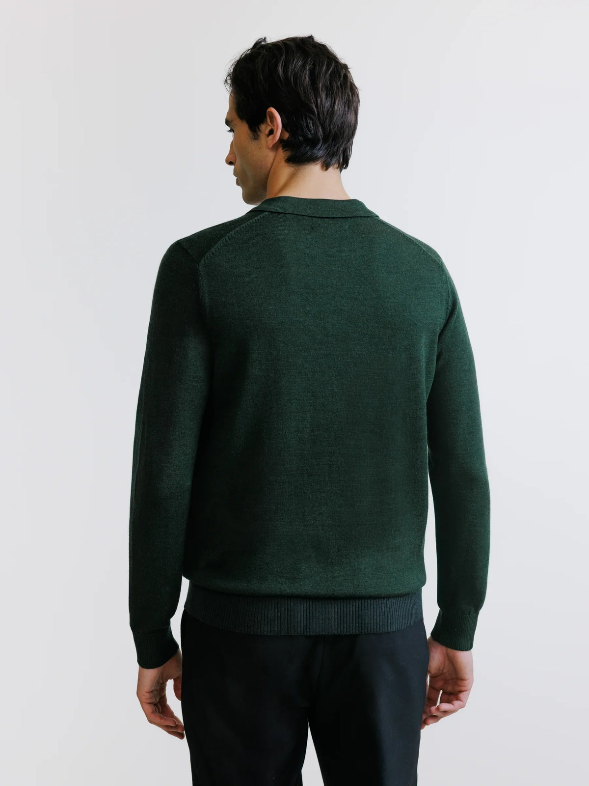 Pull col polo ouvert en laine mérinos vert foncé - IZAC