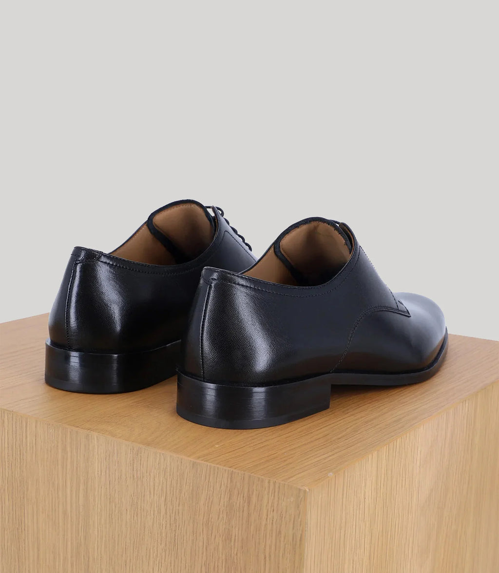 Derby en cuir noir - IZAC