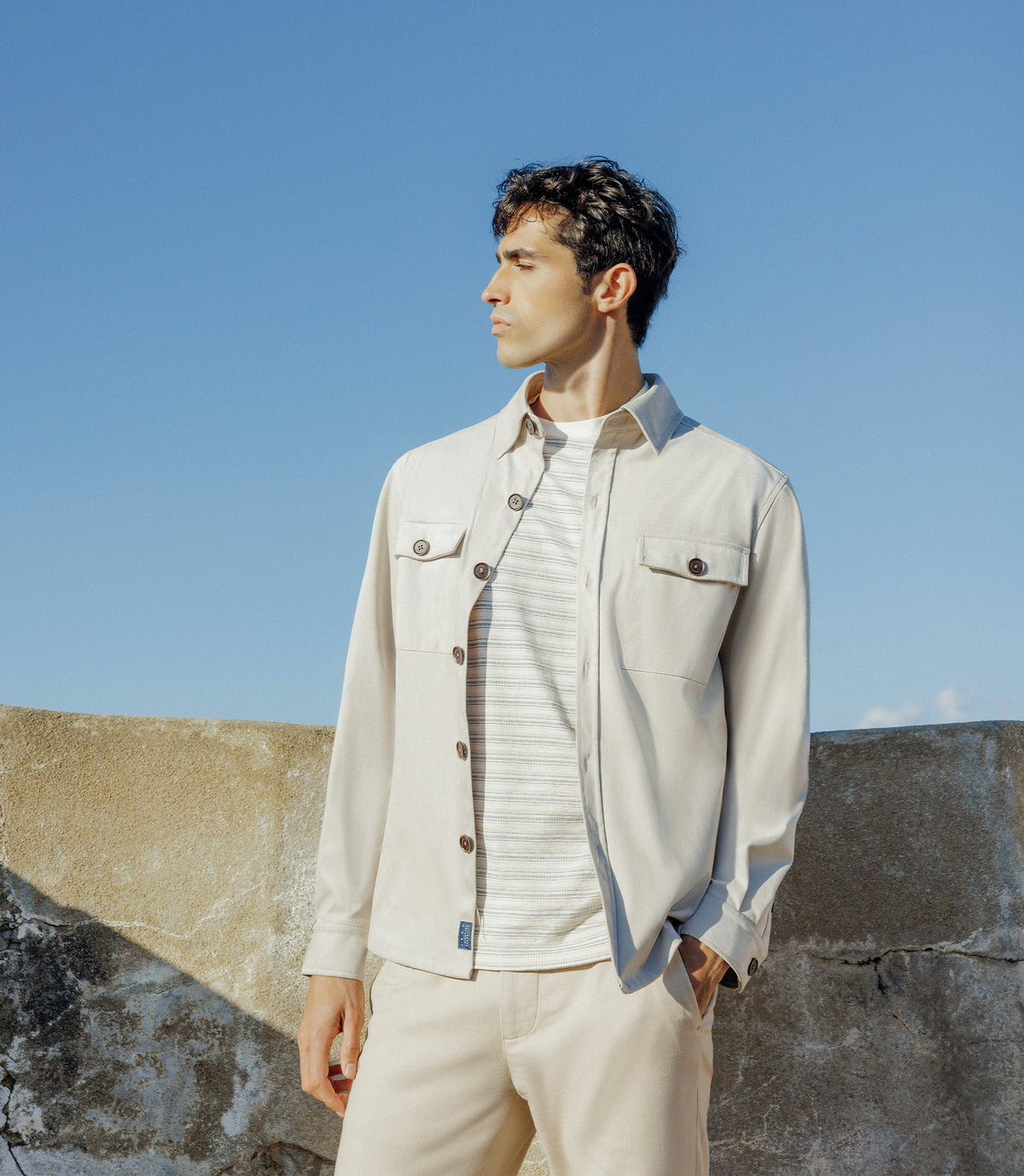 Chemise casual en suède écru - IZAC