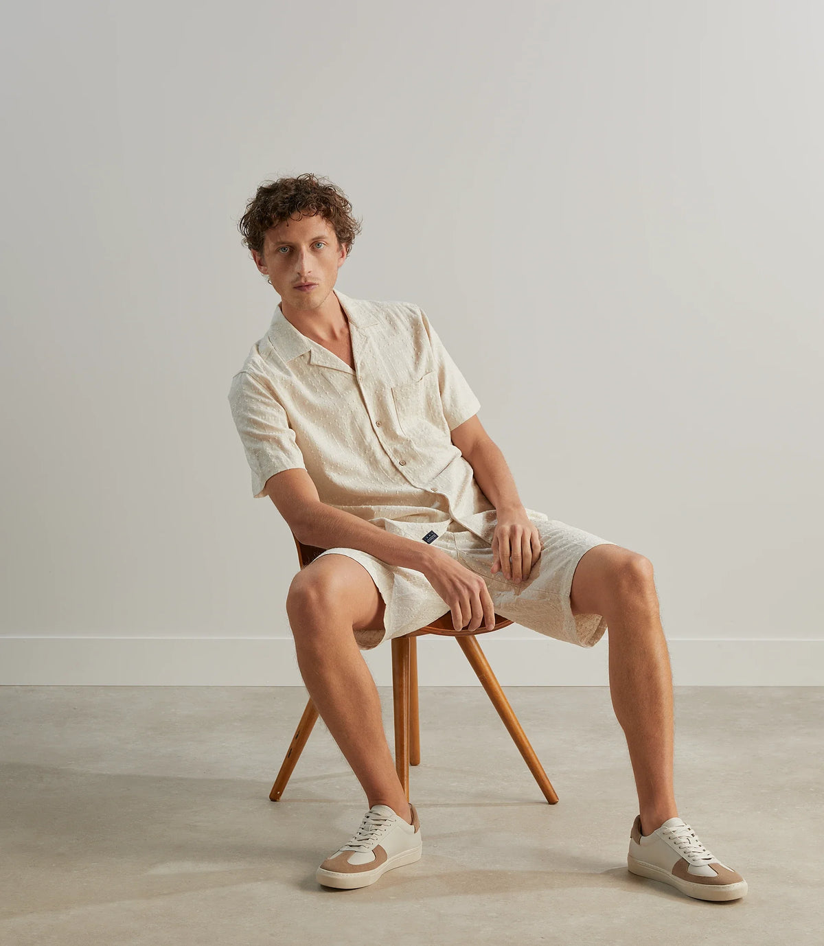Bermuda avec cordon de serrage beige - IZAC