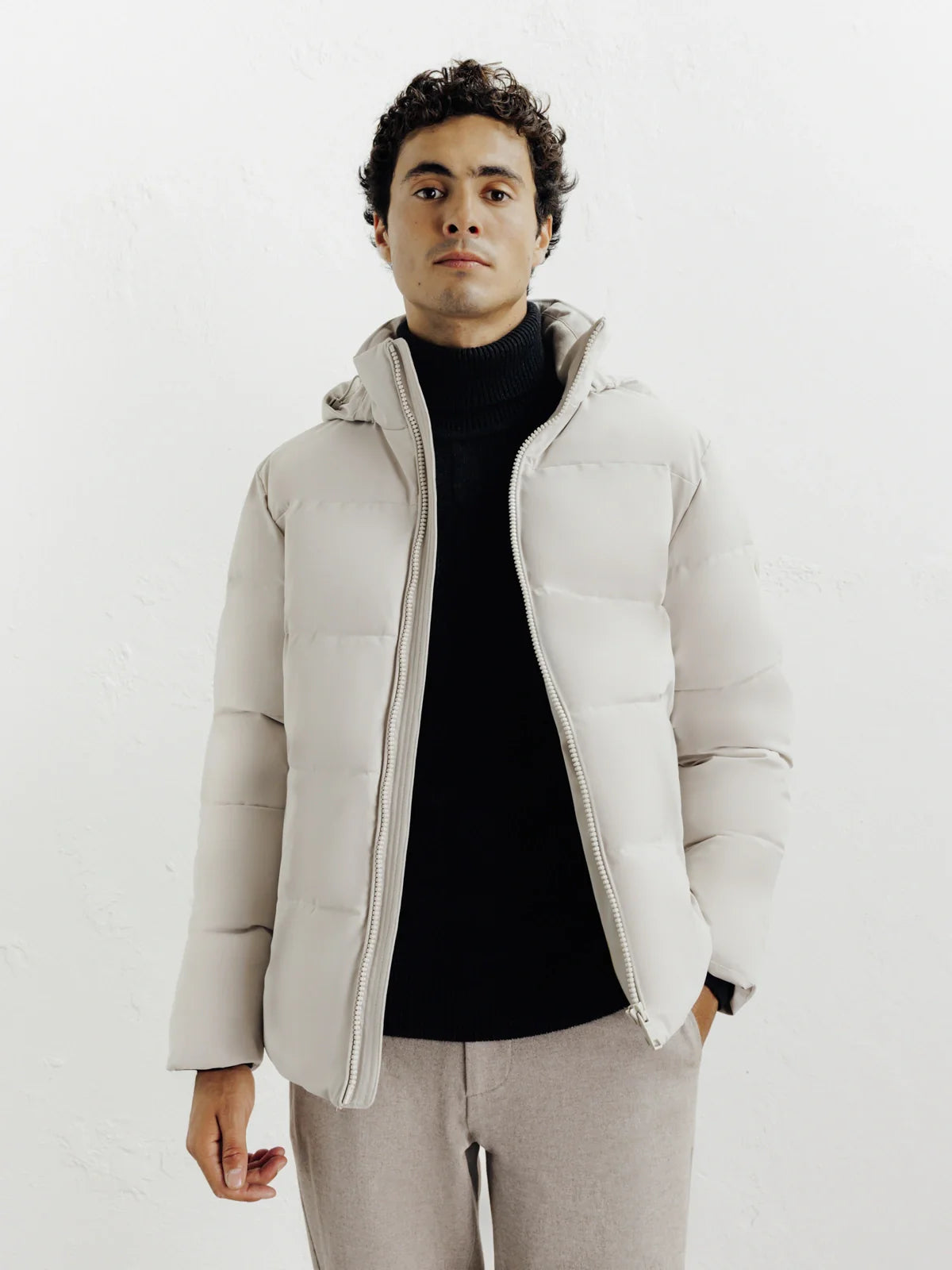 Doudoune courte mastic - IZAC