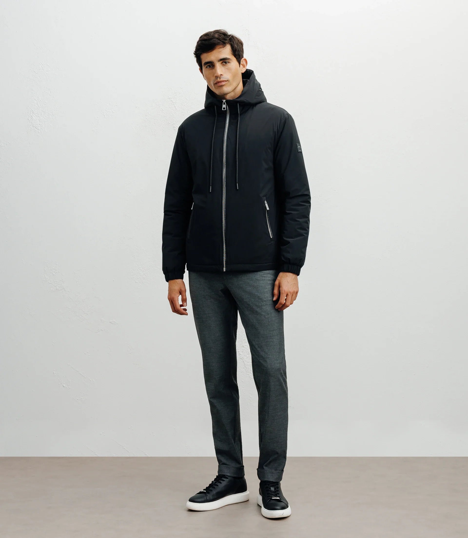 Blouson à capuche noir - IZAC