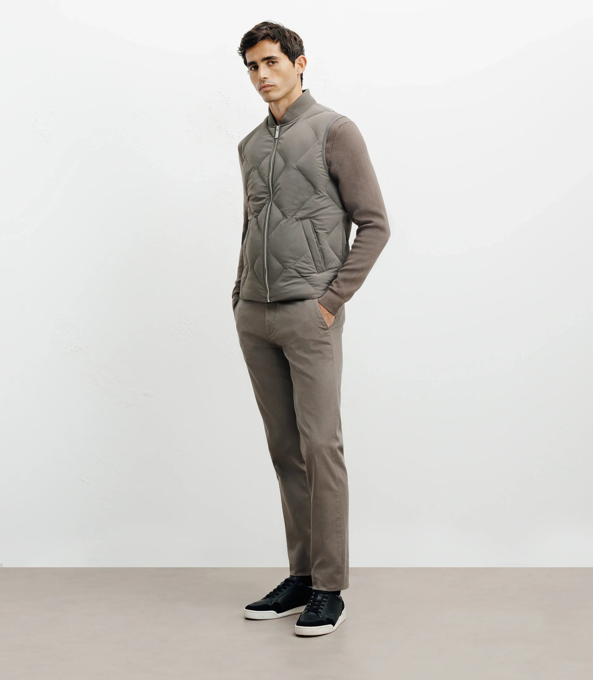 Doudoune sans manches taupe - IZAC