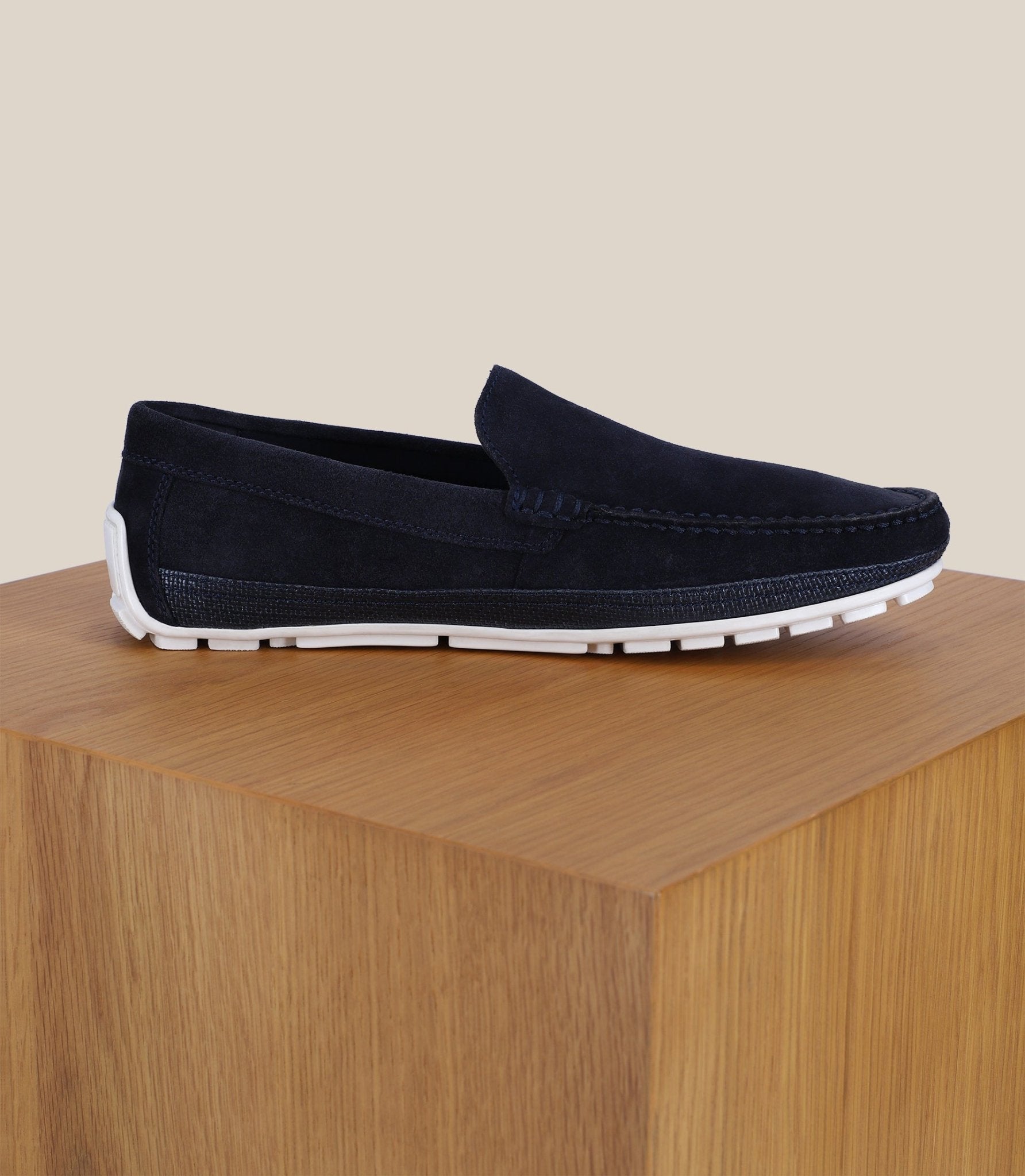 Mocassin en daim marine - IZAC