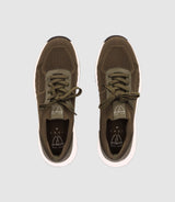 Chaussures sneakers en maille kaki - IZAC