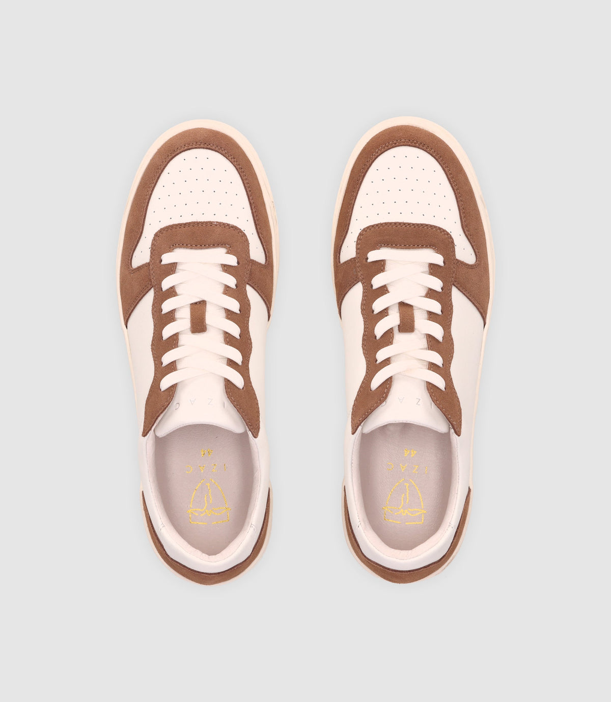 Chaussures sneakers avec logo taupe - IZAC