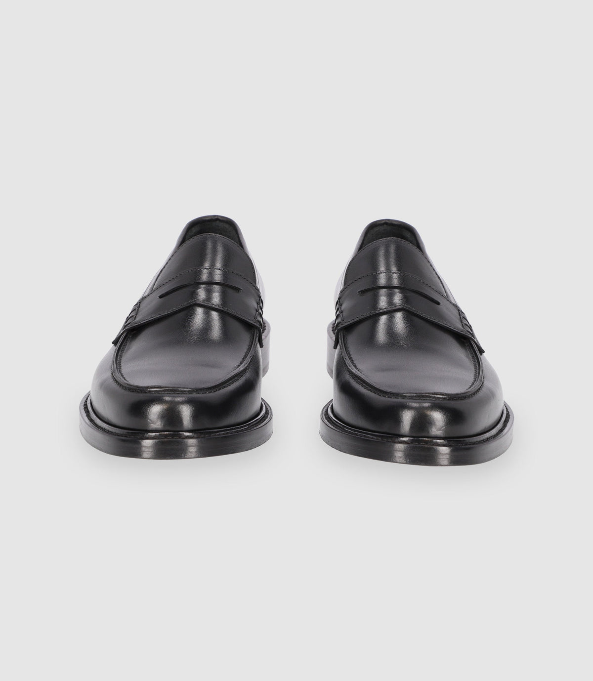 Chaussures mocassins en cuir lisse noires - IZAC