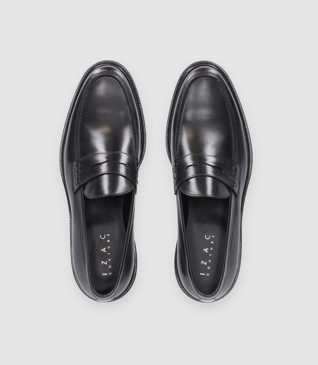 Chaussures mocassins en cuir lisse noires - IZAC