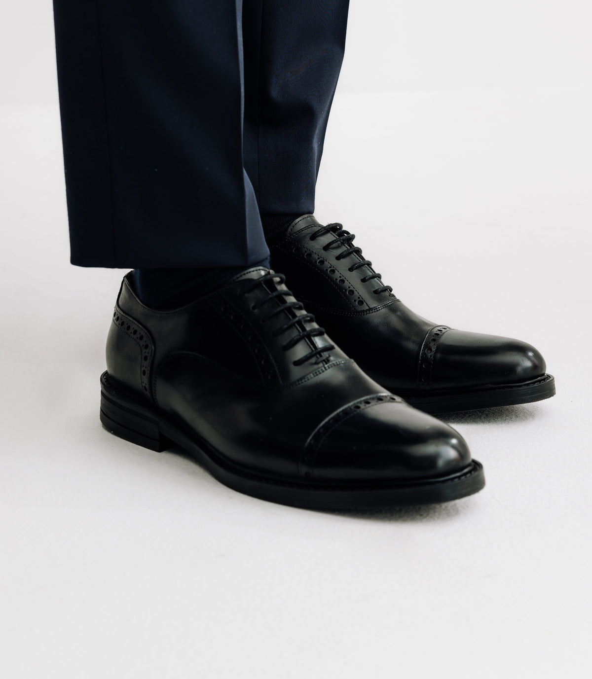 Chaussures ville en cuir noires - IZAC