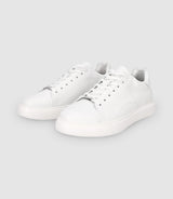Chaussures sneakers à lacets en cuir blanches - IZAC