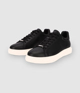 Chaussures sneakers à lacets en cuir noires - IZAC