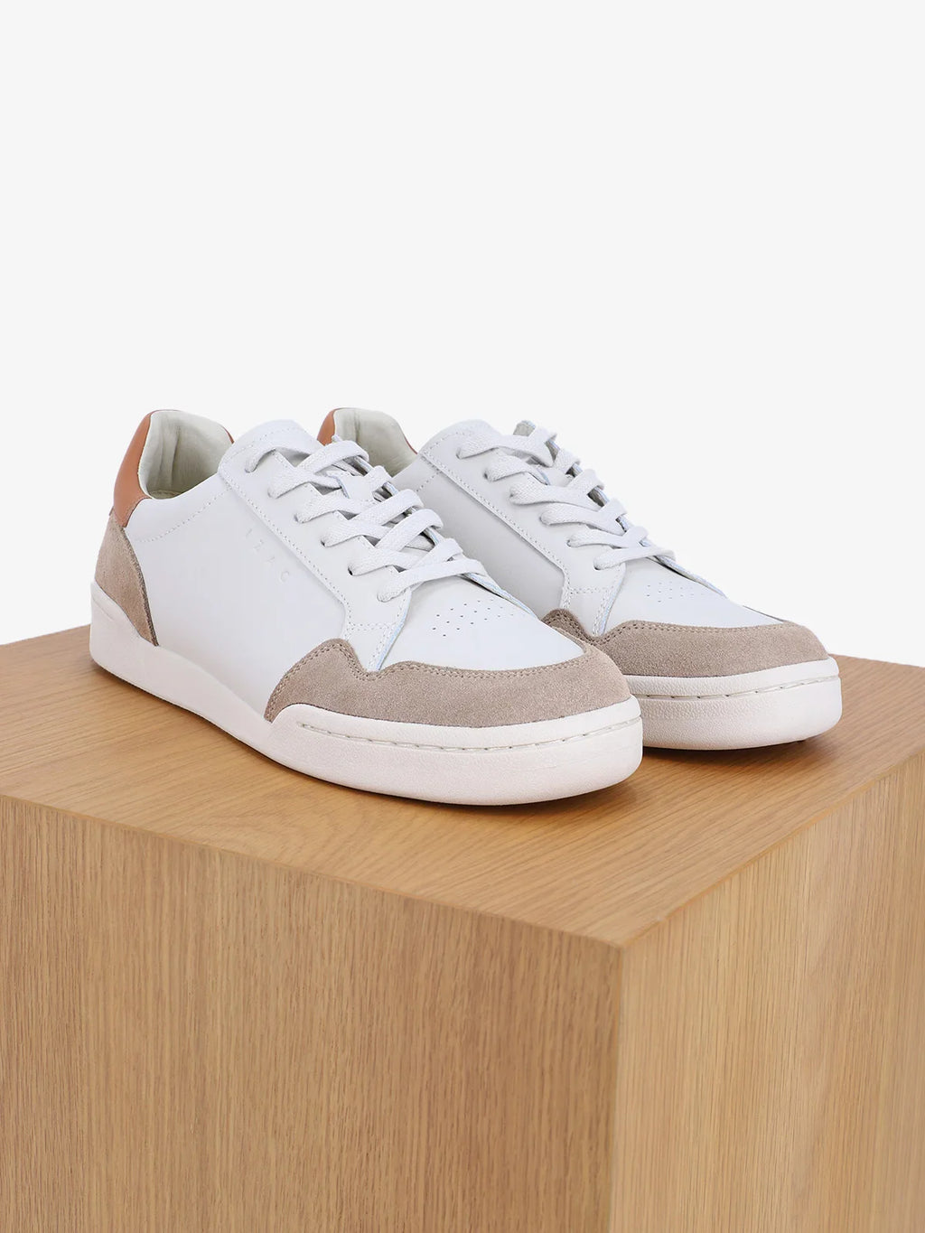 Baskets en cuir beige - IZAC
