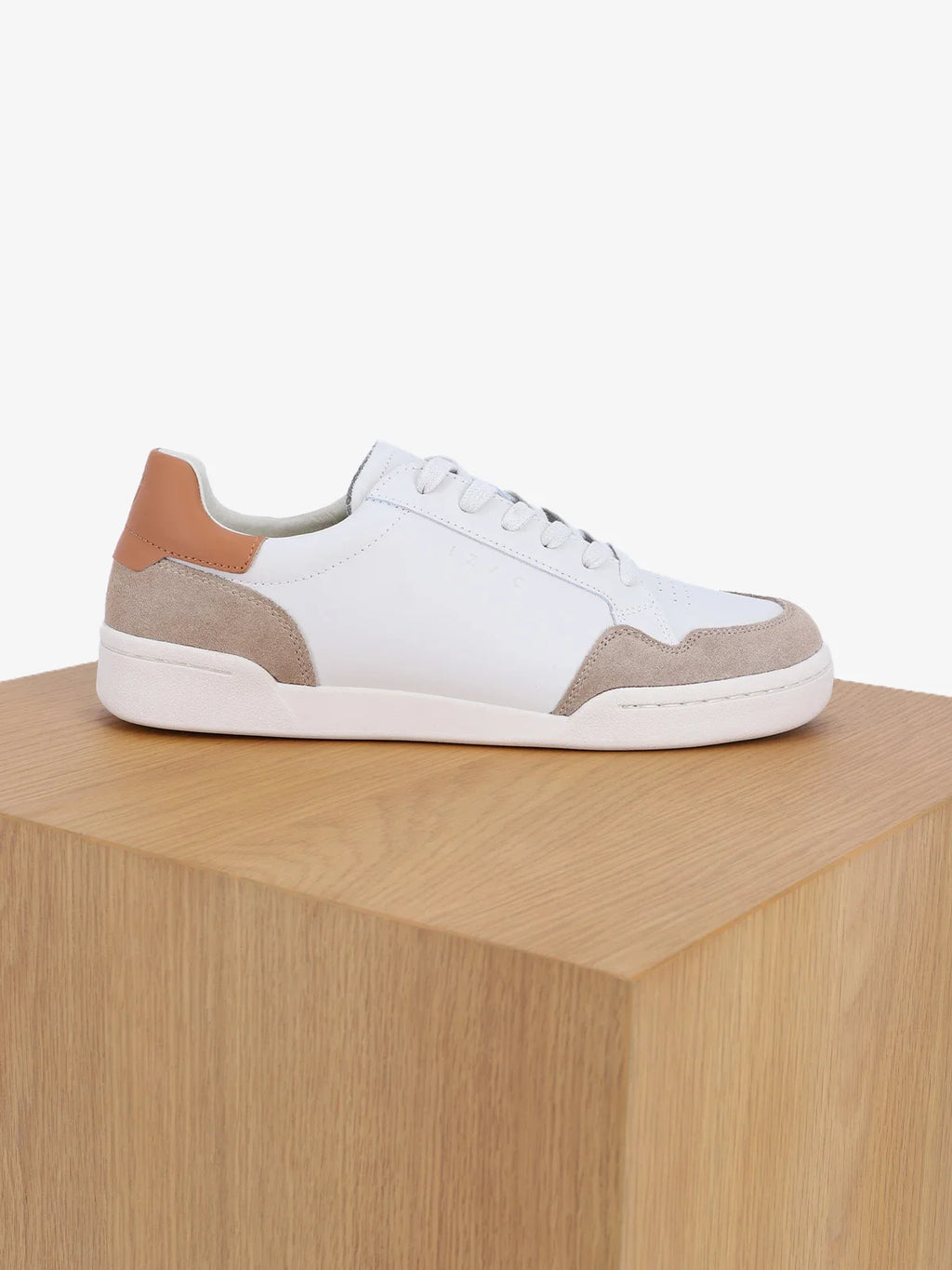 Baskets en cuir beige - IZAC
