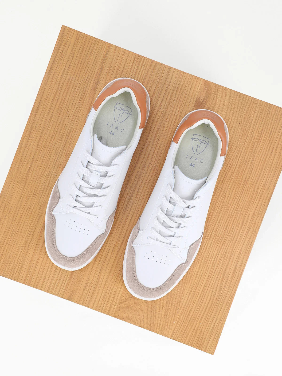 Baskets en cuir beige - IZAC