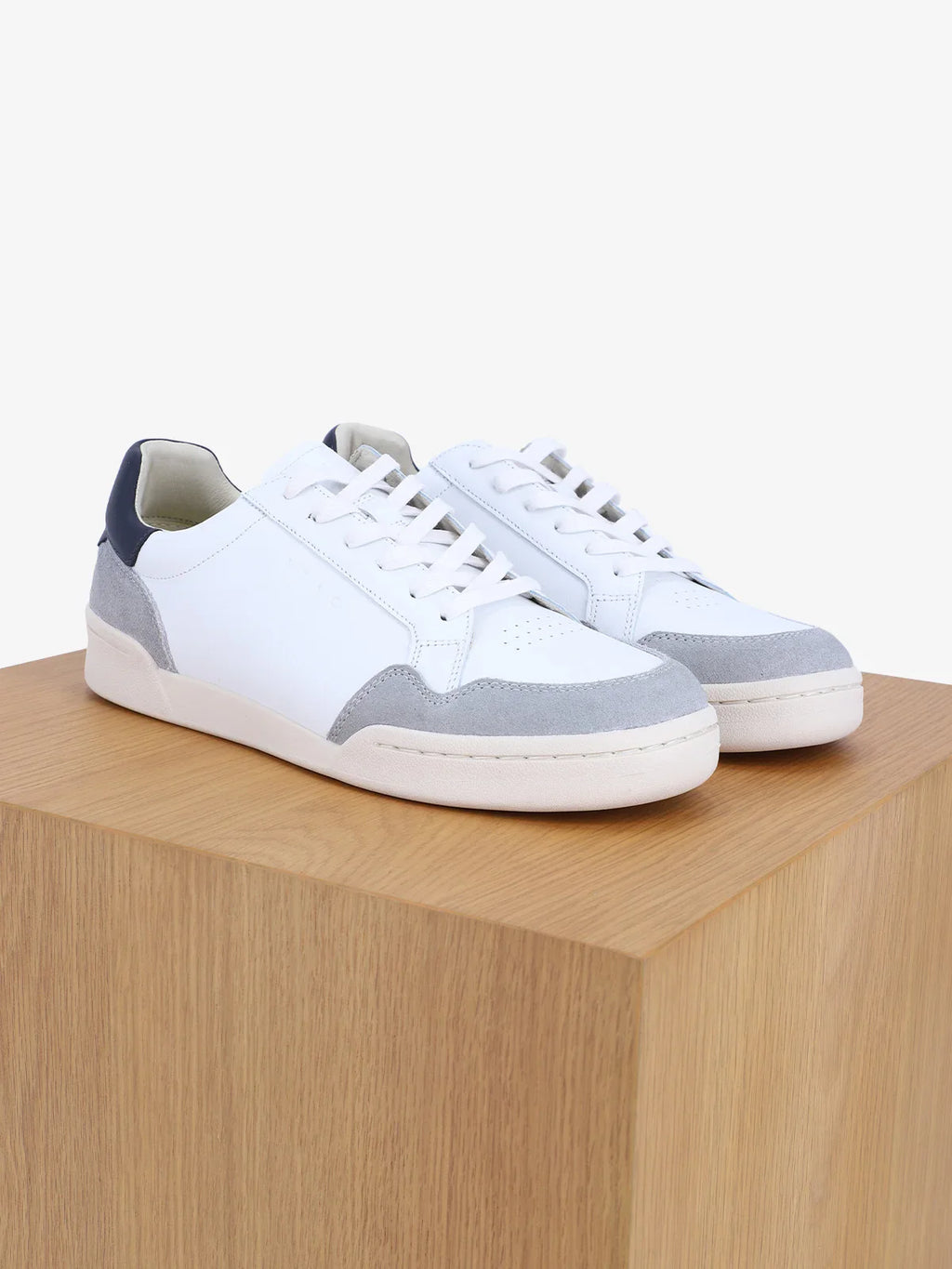 Baskets en cuir blanc - IZAC