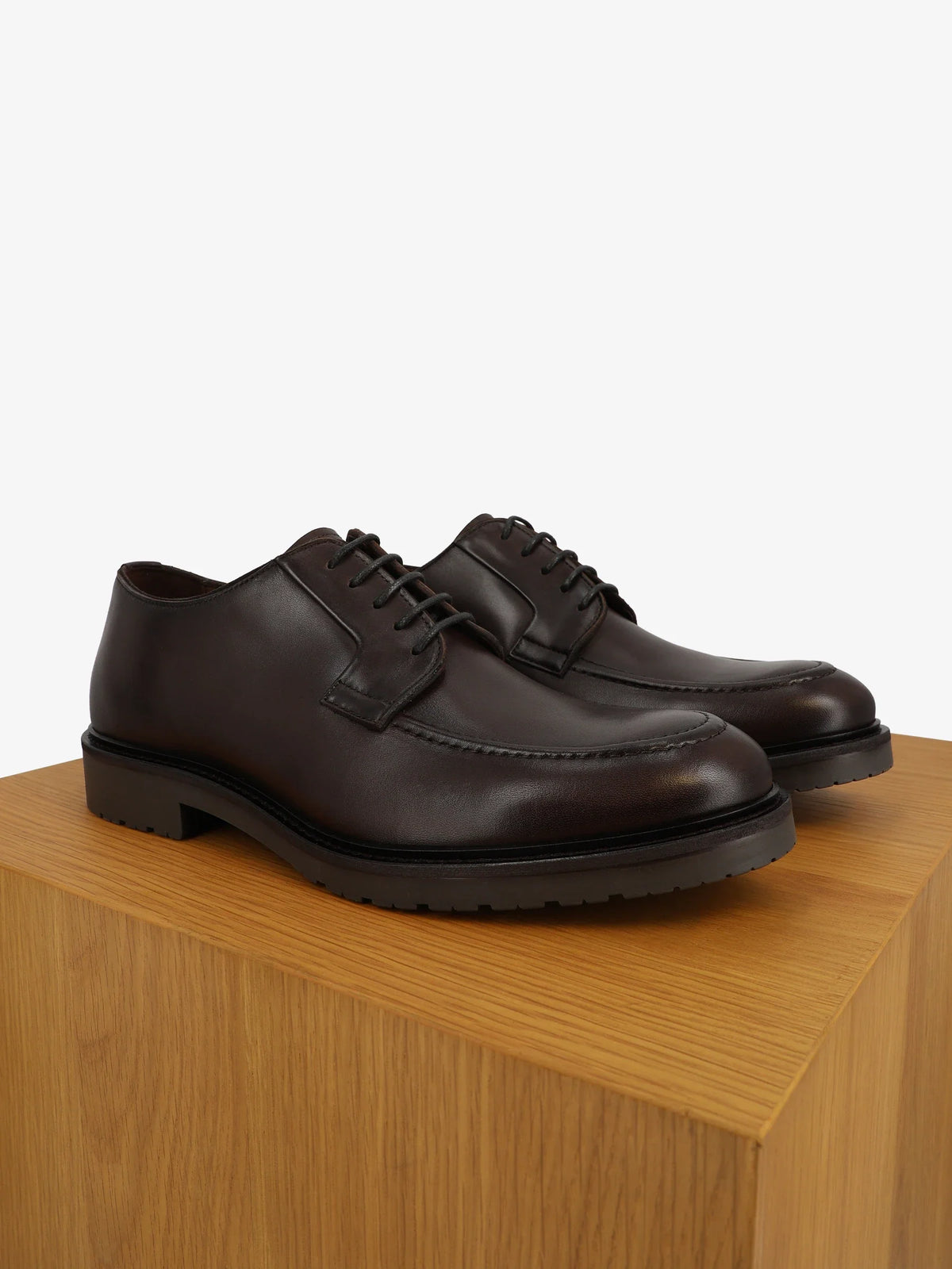 Derby en cuir marron foncé - IZAC