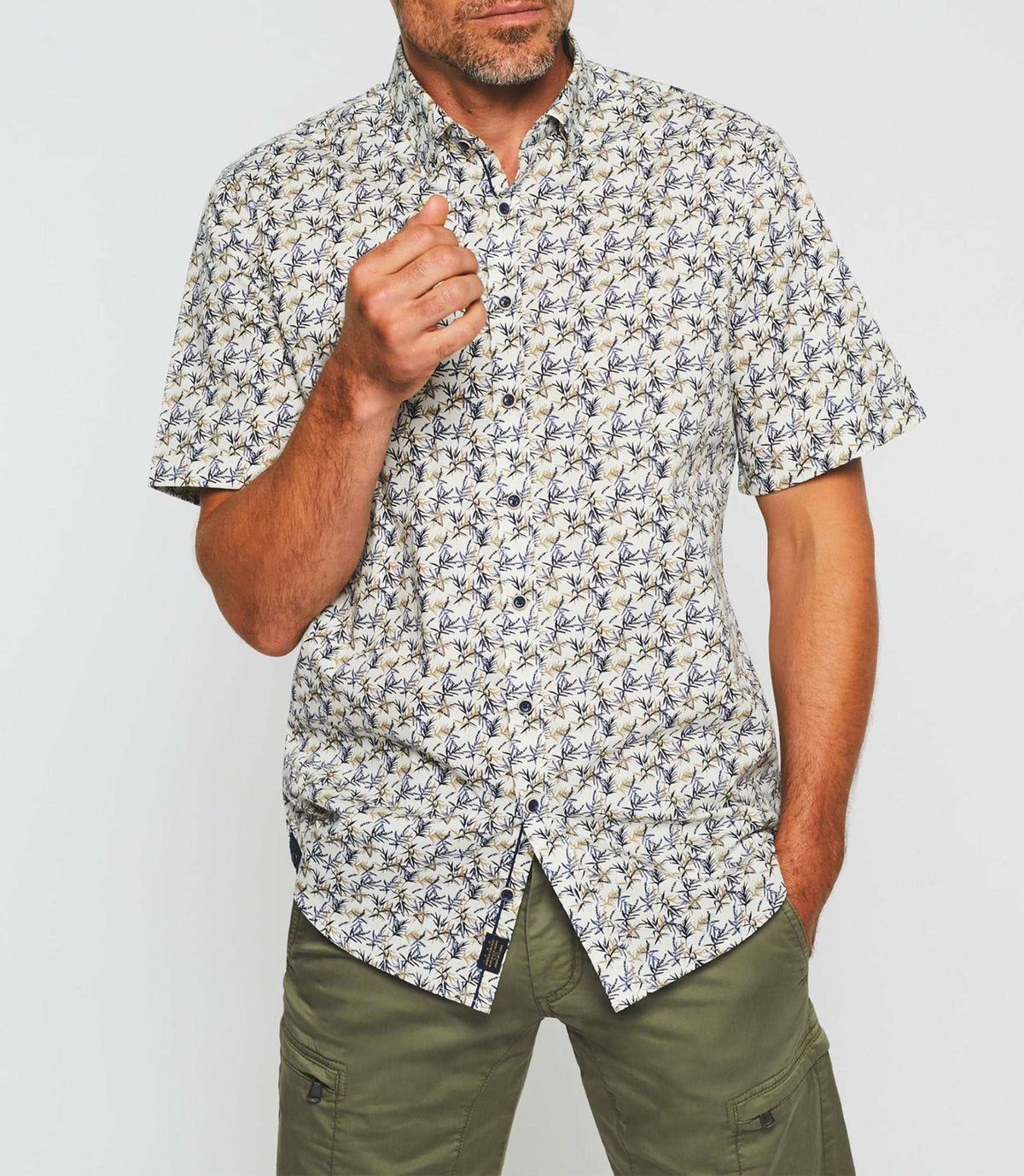 Chemise manches courtes blanche et bleue "Kerane" - IZAC