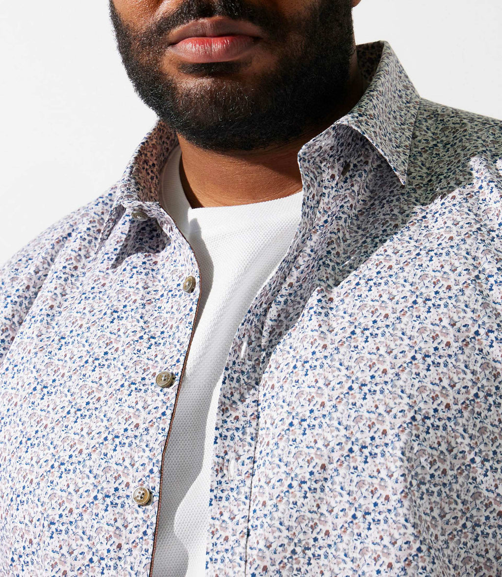 Chemise manches courtes à imprimé blanche et bleue KIRANBT - IZAC