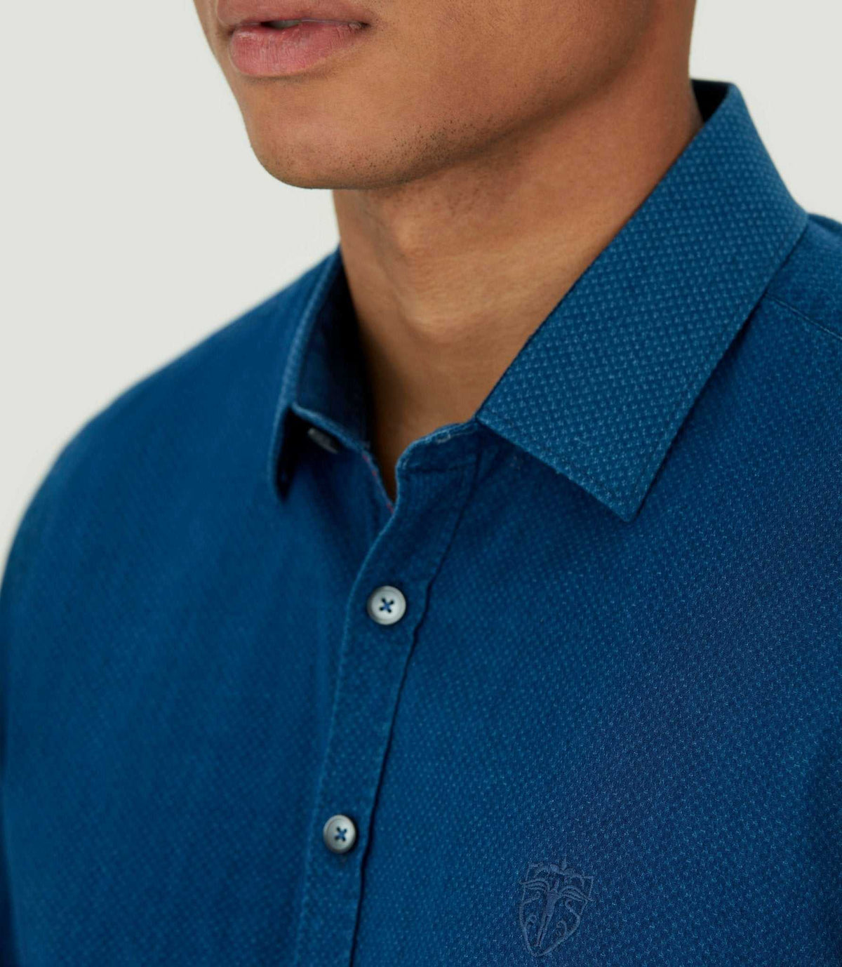 Chemise casual marine délavé "Mayda" - IZAC