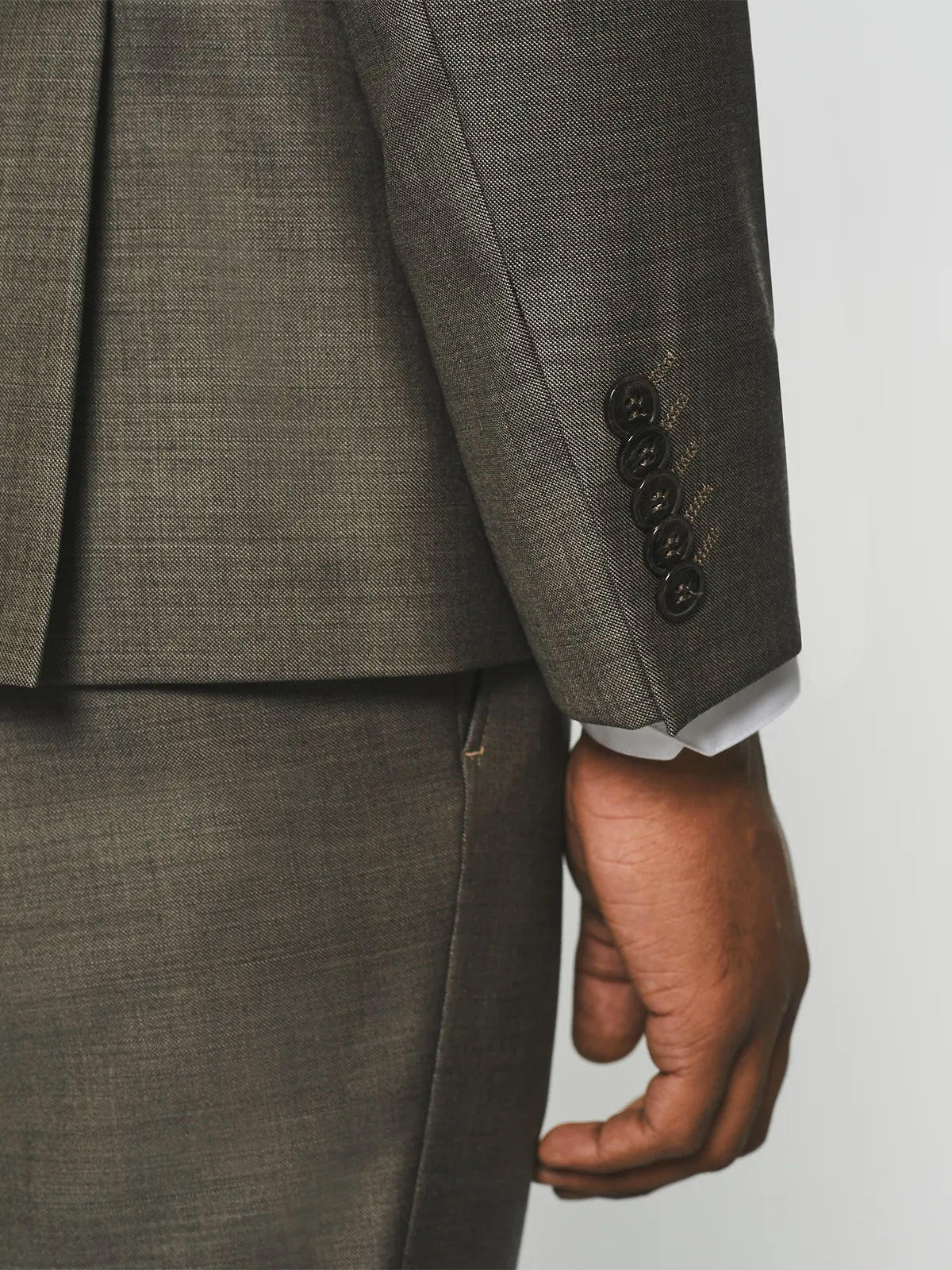 Costume 2 boutons en laine taupe LATIN - IZAC