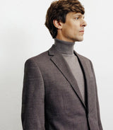 Costume avec boutons marron