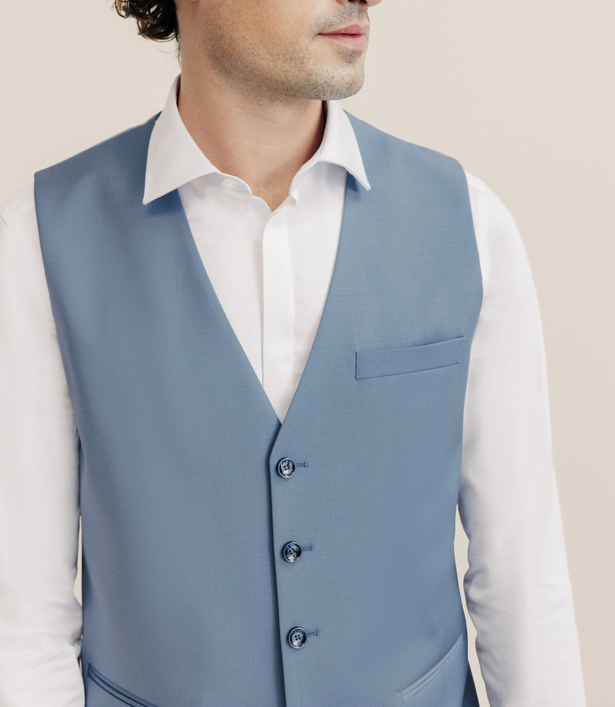Gilet ville en laine majoritaire bleu ciel - IZAC
