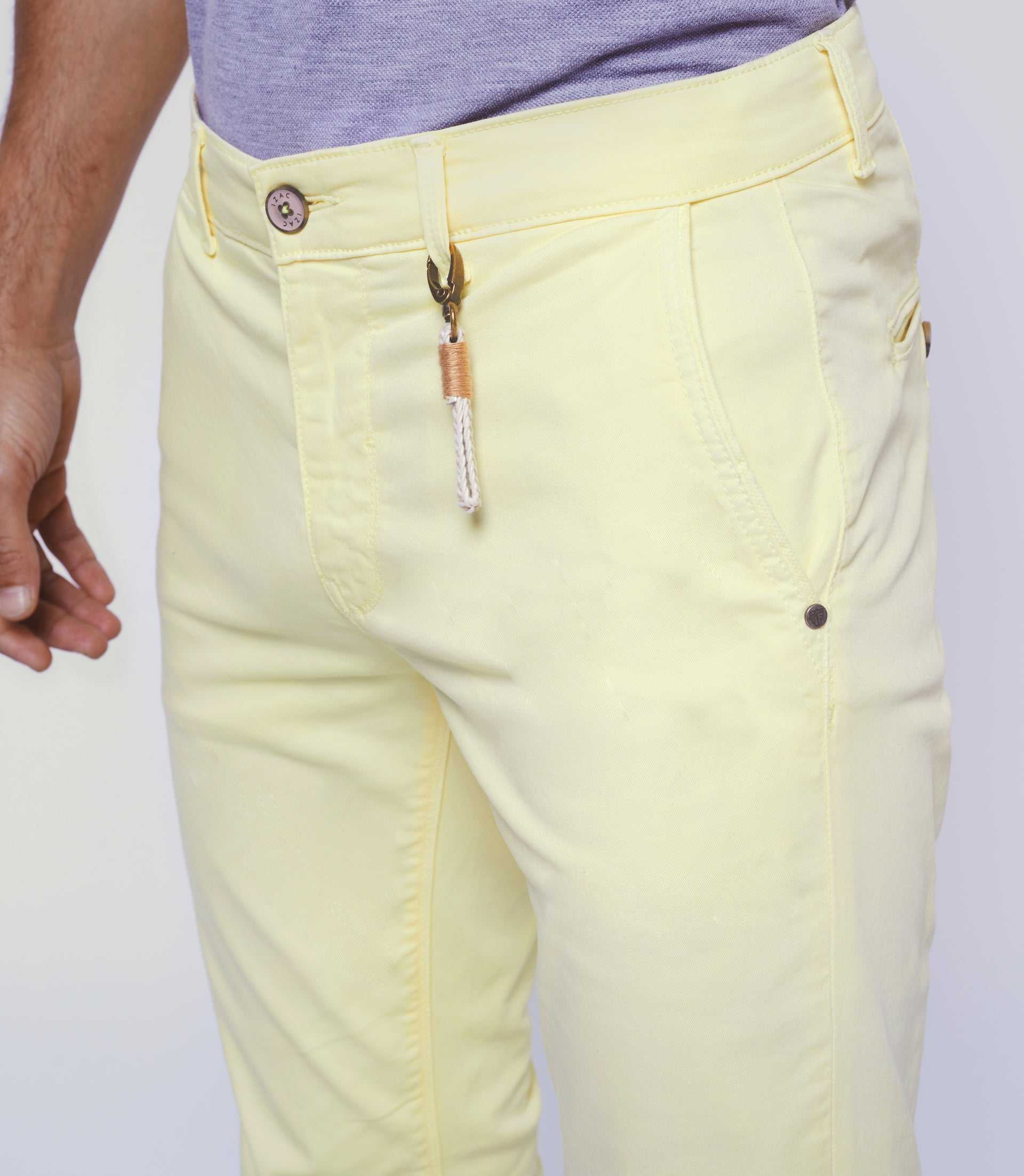 Pantalon slim casual jaune pale "Pachelor" - IZAC