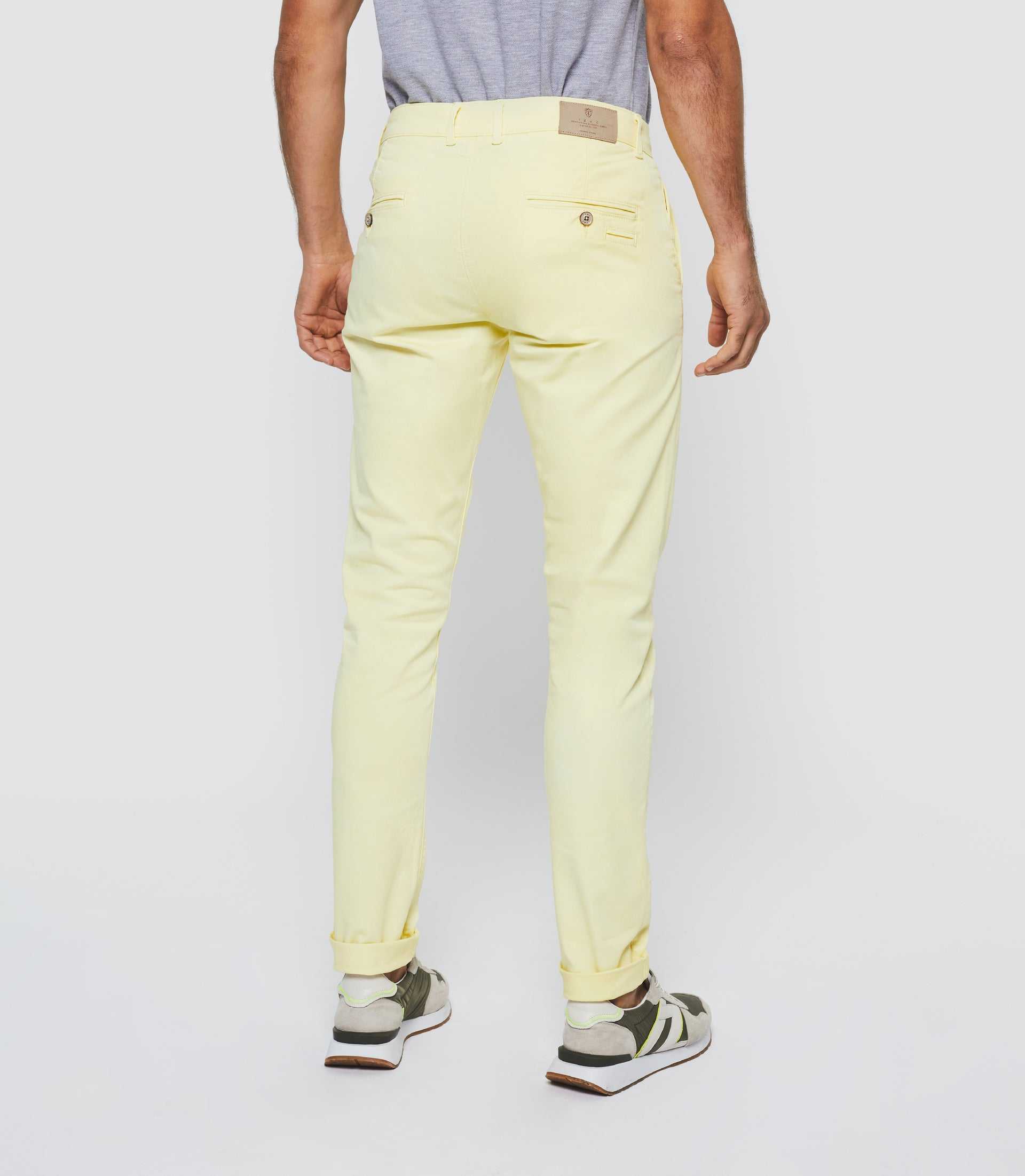 Pantalon slim casual jaune pale "Pachelor" - IZAC