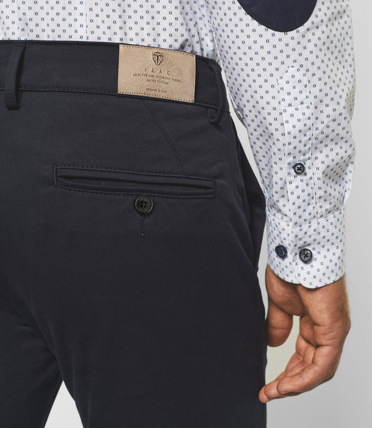 Pantalon chino satin marine PANAMAOUT - IZAC