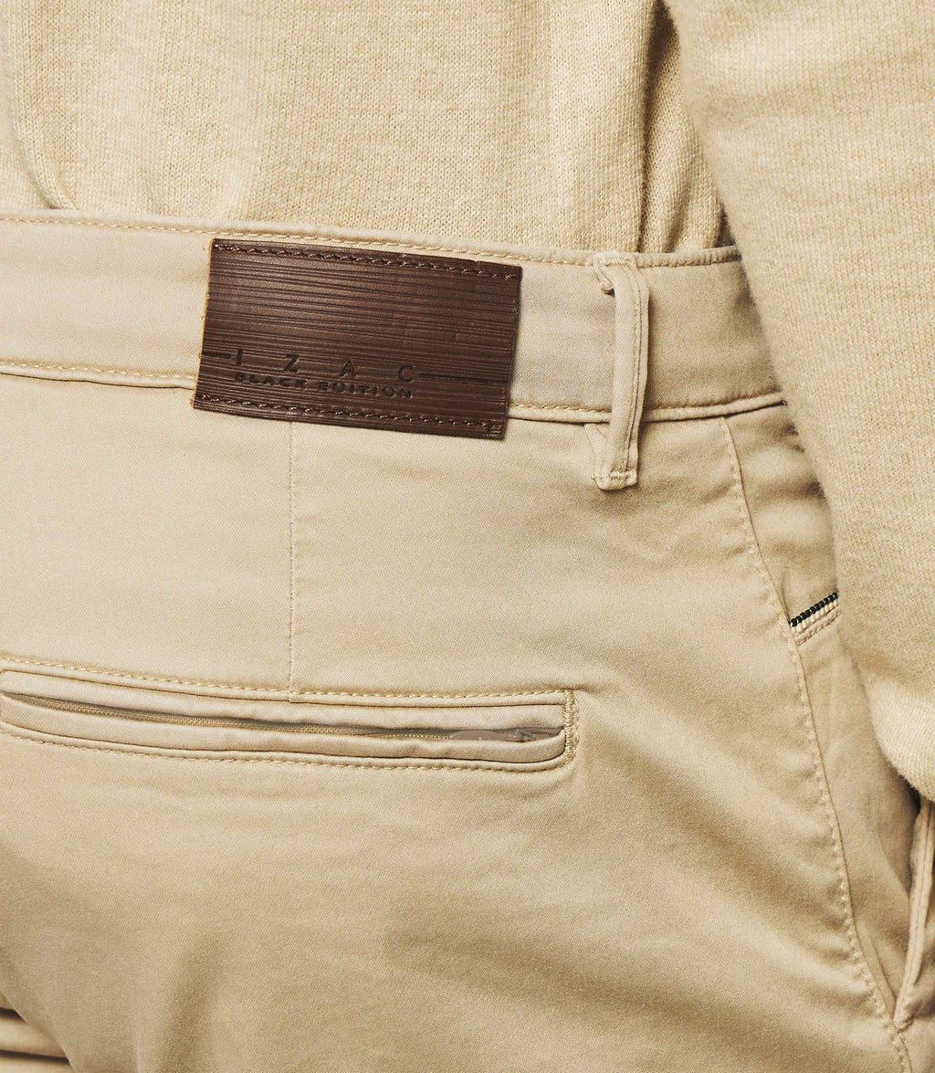 Chino satin mastic - IZAC