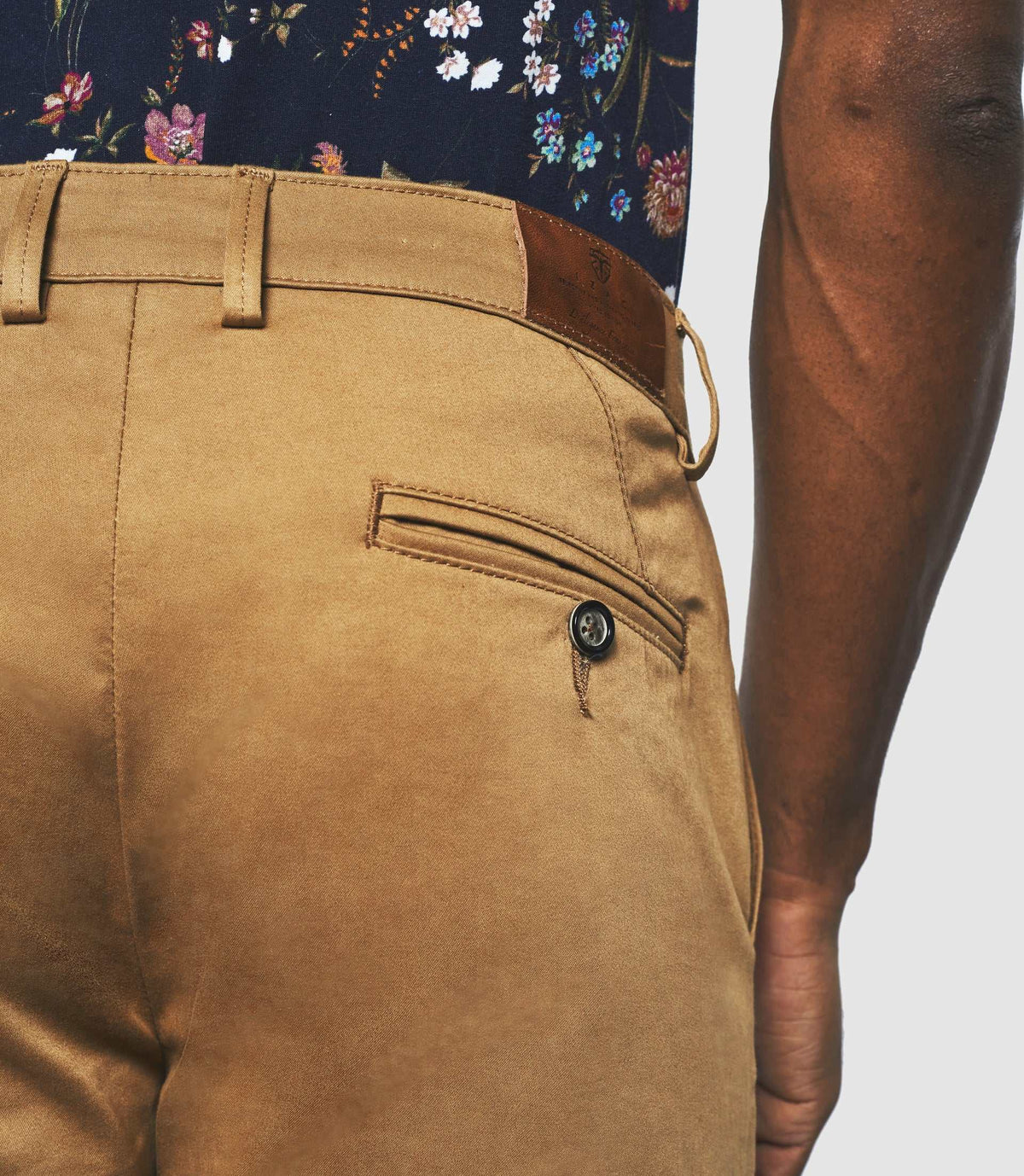 Pantalon chino satin CAMEL - IZAC