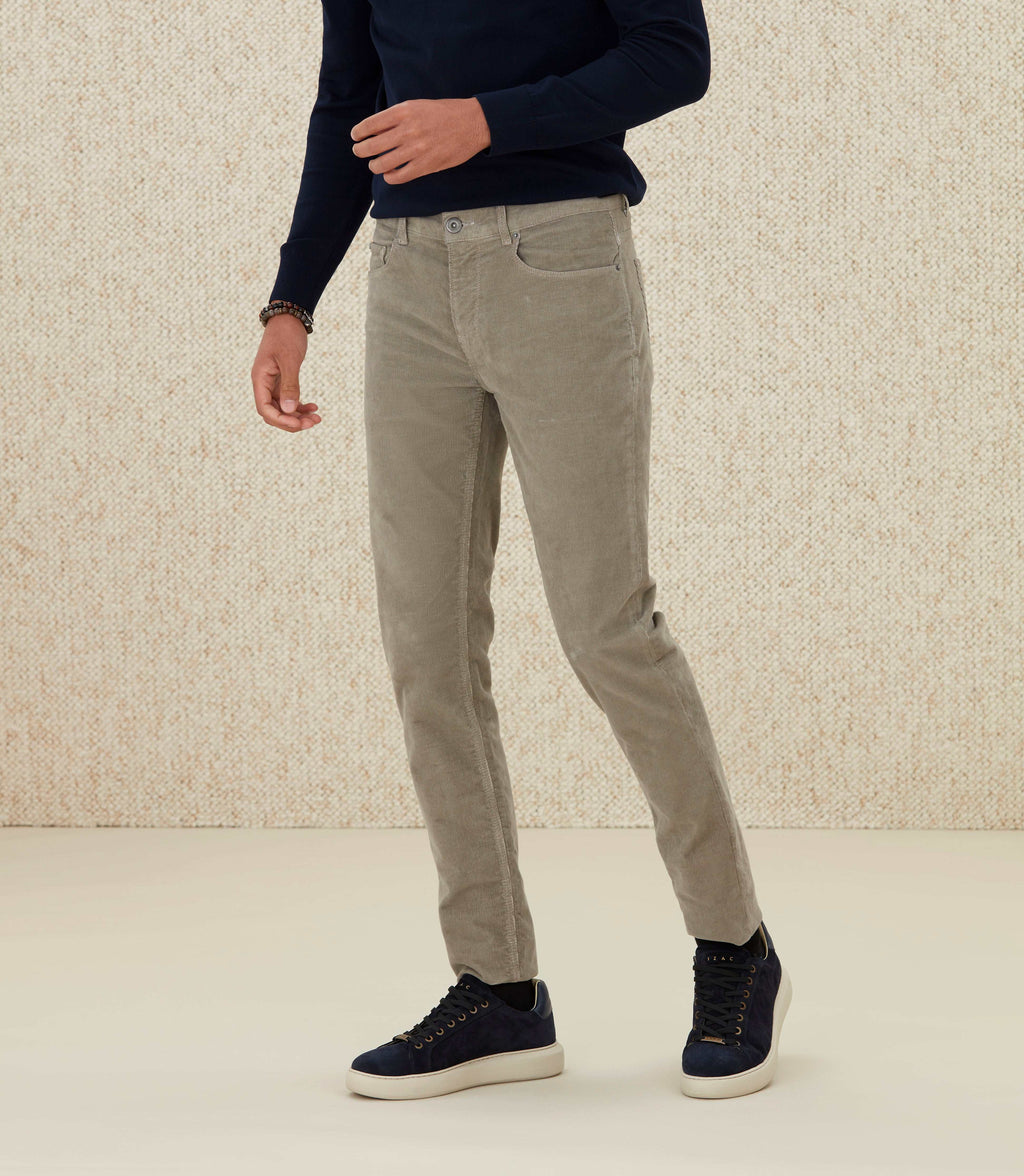 Pantalon en velours kaki clair "Casino" - IZAC