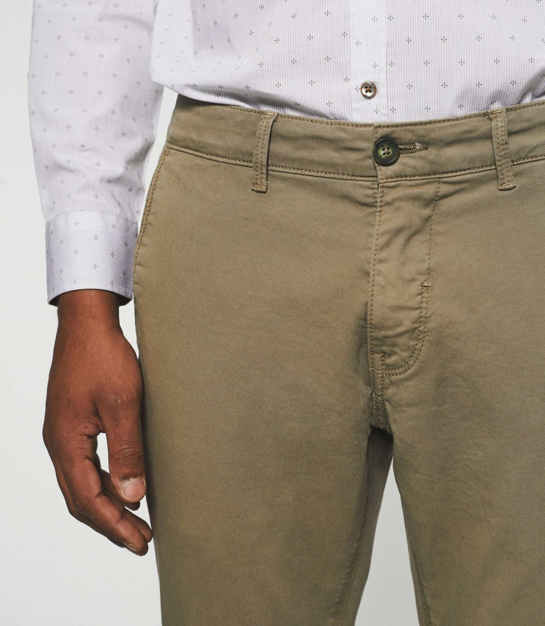 Pantalon chino slim kaki clair VALOR - IZAC