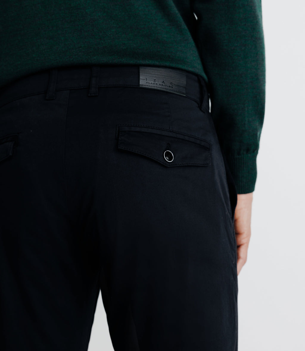 Pantalon chino satin noir - IZAC