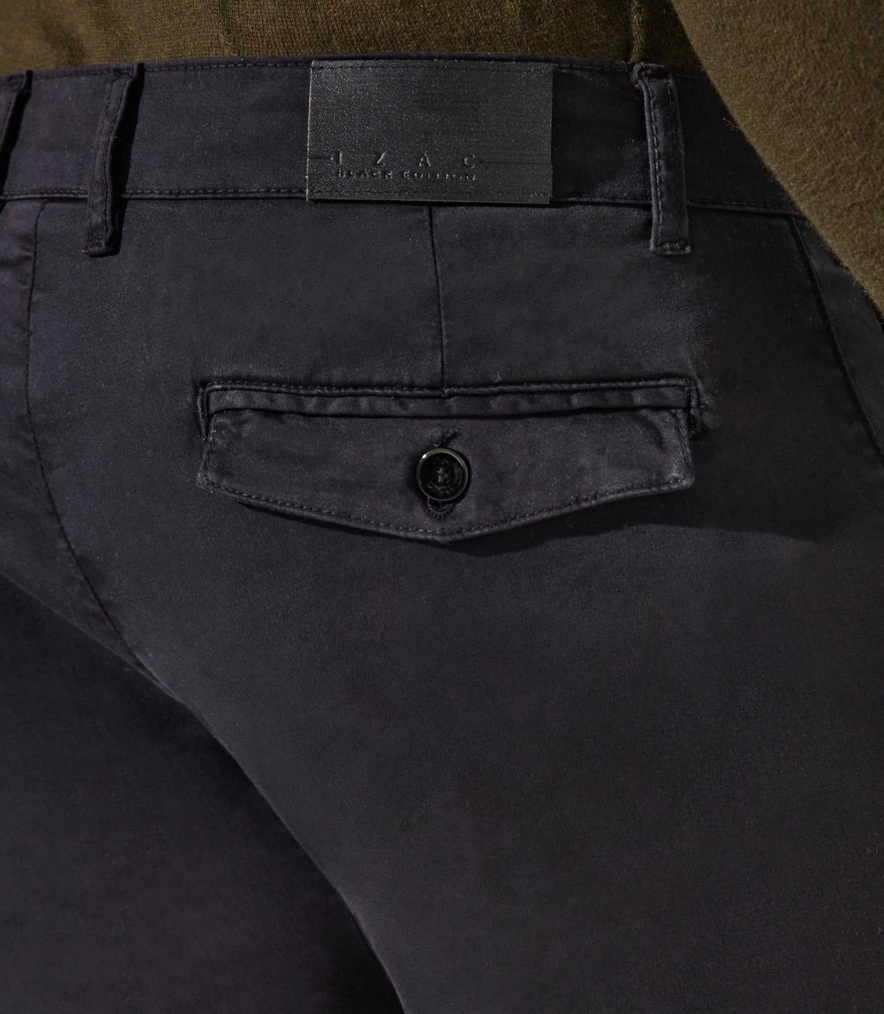 Pantalon chino satin noir VANAMABT - IZAC